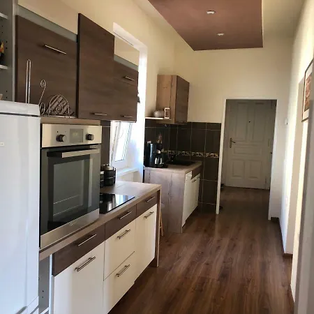 Lili Apartmán