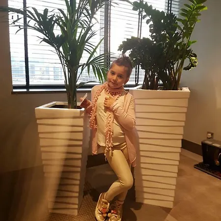 شقة Lili